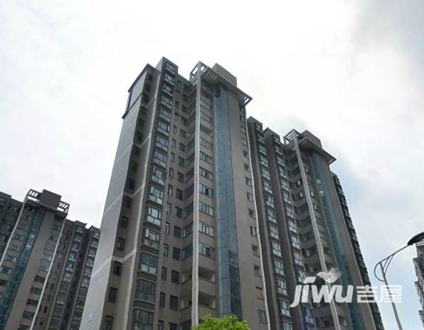 龙泉苑二手房最新房源,变化中的家园,自信与成就感的源泉