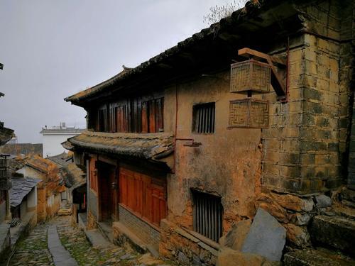 光遇斗篷最新,小巷中的隐秘特色小店