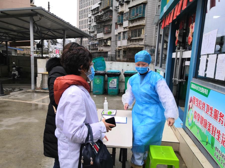 全球最新疫情下的温馨日常