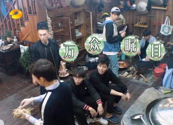 老撕鸡最新动态,探索热门话题与独特魅力