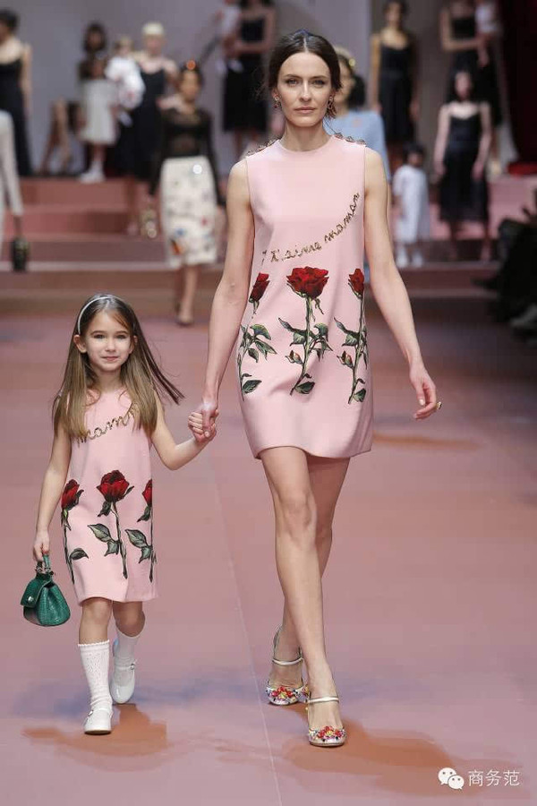 最新女装精品,一场与自然美景的心灵之旅