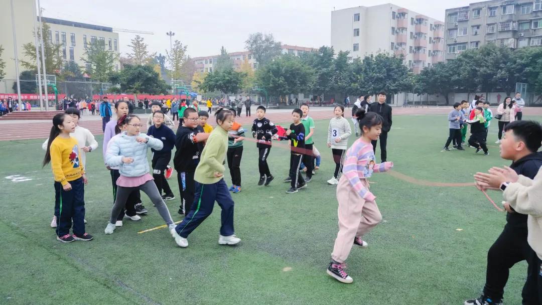 运动会跳绳比赛,跃动青春,展现自信与成就