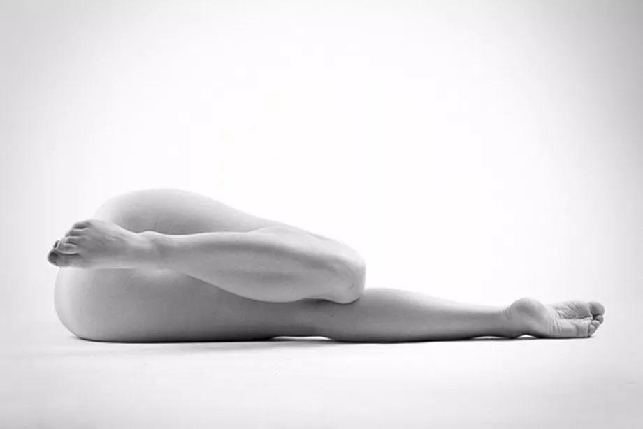 最新人体摄影作品,变化、自信与成就的力量