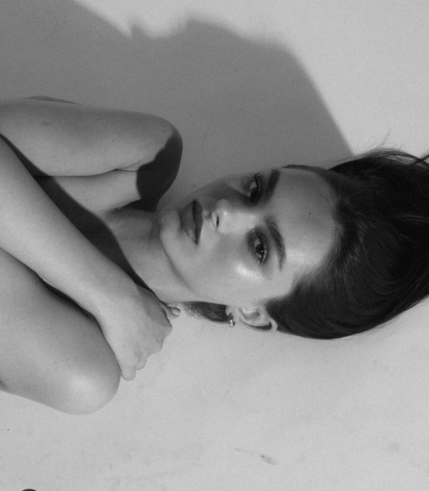 最新人体摄影作品,变化、自信与成就的力量