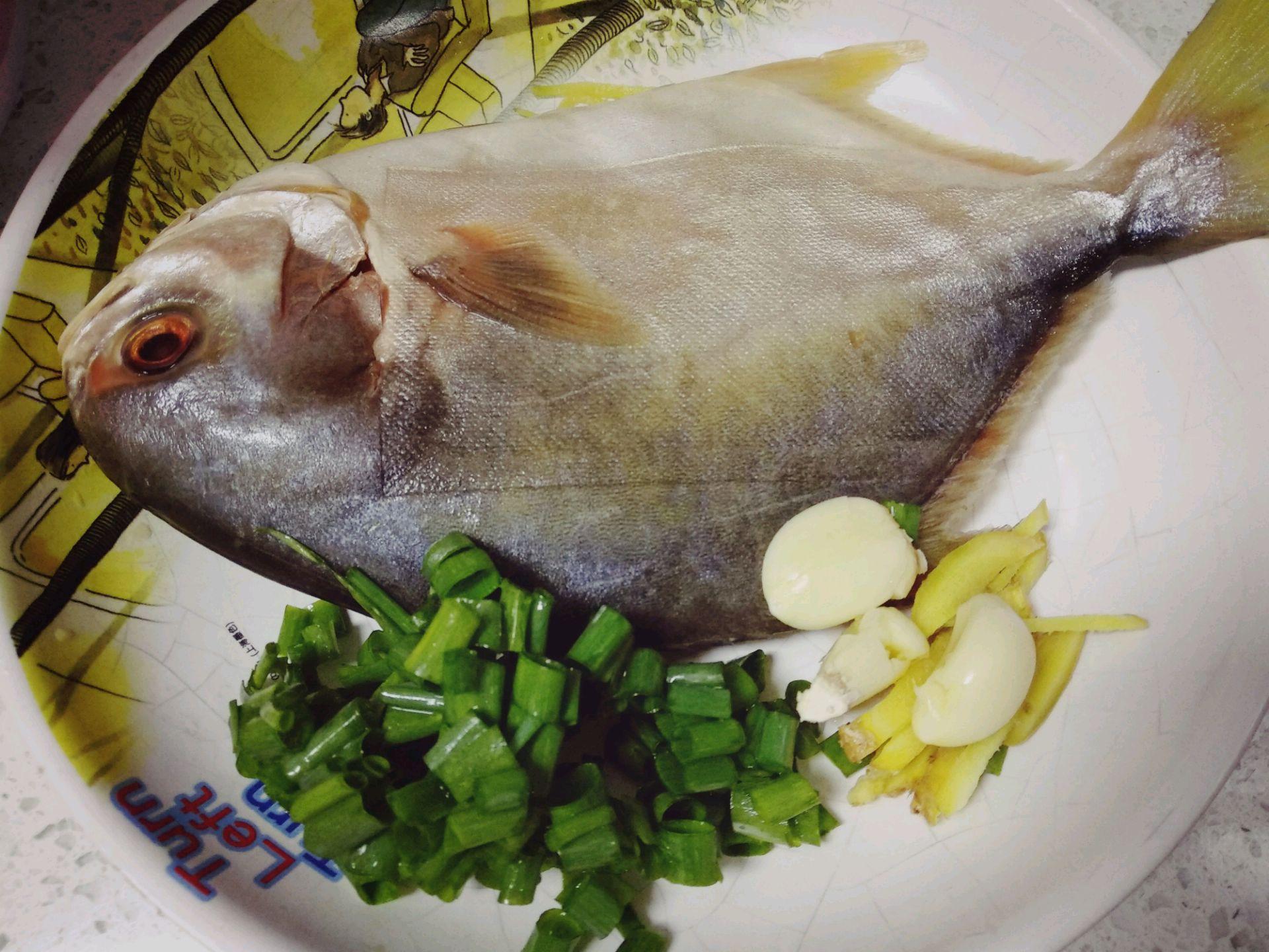 最新美食推荐,柠檬鱼——一道照亮人生味蕾与心灵的美味佳肴