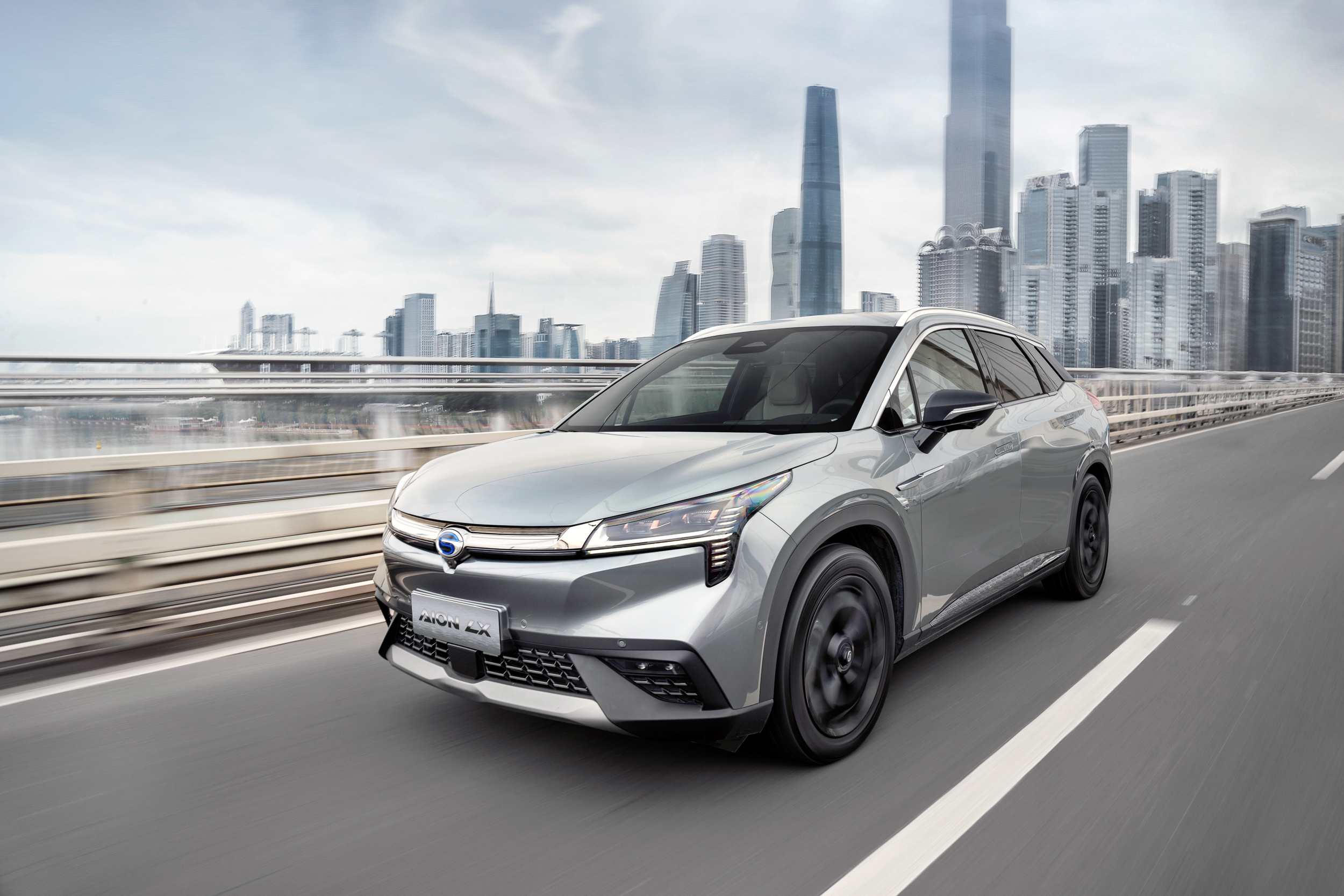 最新车牌安装教程,科技重塑车牌安装,轻松驾驭未来出行体验