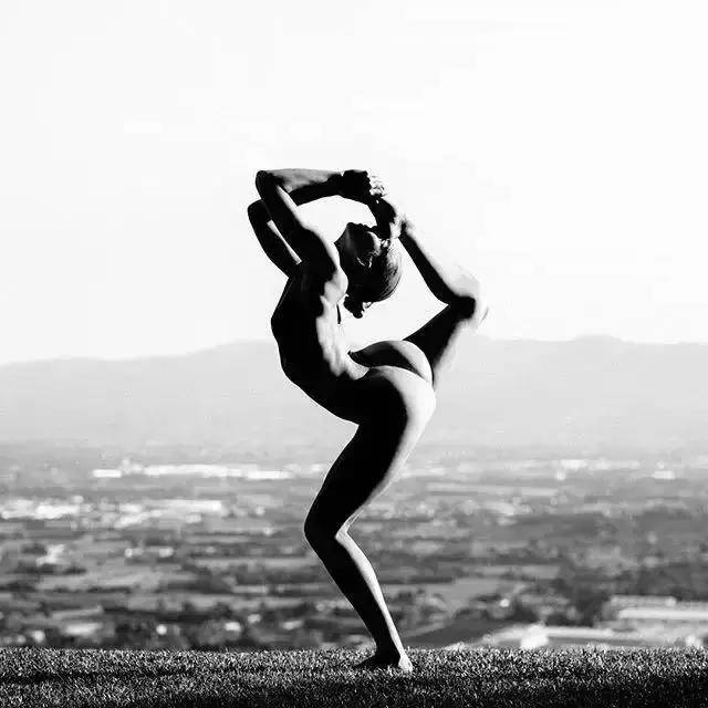 明星祼,一场心灵与自然的裸之旅