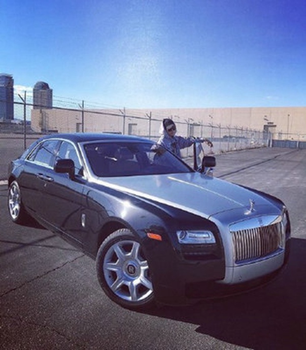 明星豪车大放送那些闪耀在娱乐圈的奢华座驾🚗