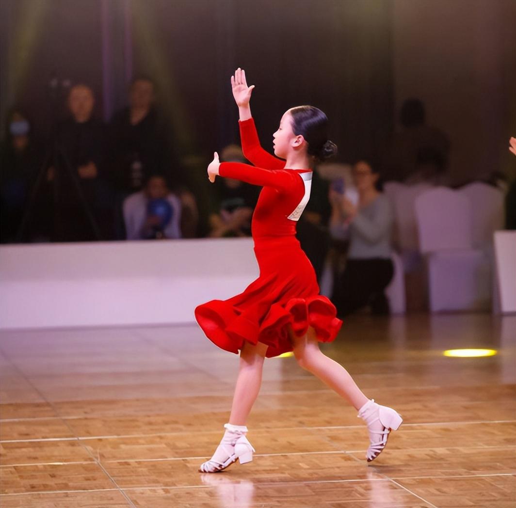 苹果8 Plus官网最新价格,学习变化,成就自信与梦想的力量