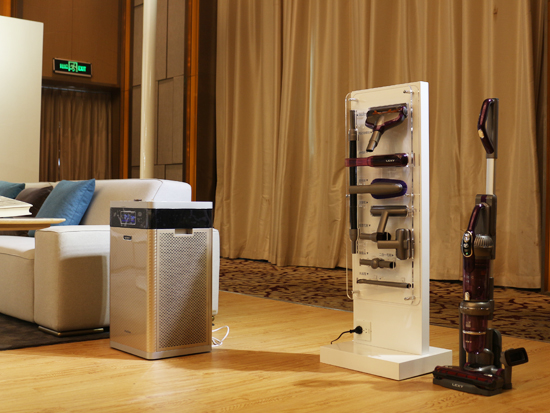 赵芸蕾最新动态,科技新品震撼登场,体验前沿生活艺术