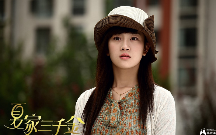 演员唐嫣个人资料,揭秘星光背后的故事与隐藏的小巷奇缘