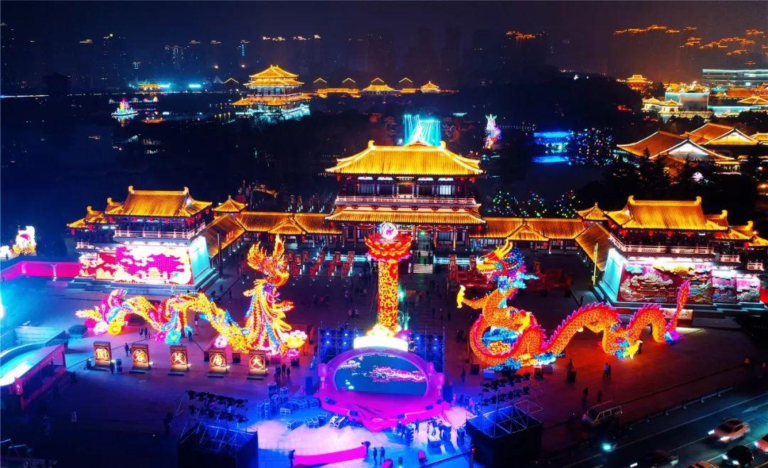 最新亮相,引领潮流的前沿科技产品