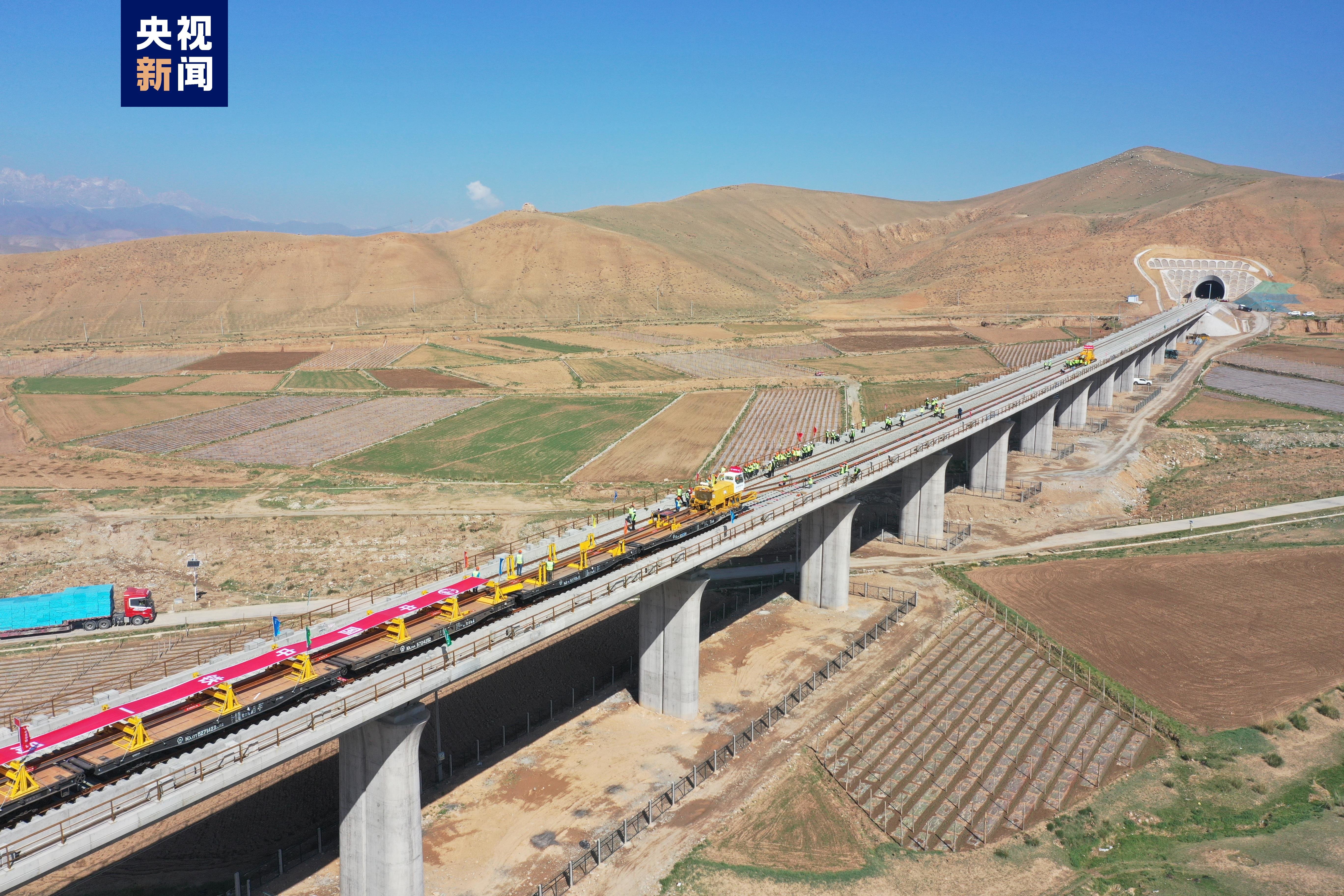 兰张三四线最新进展,科技重塑未来,兰张三四线引领新时代潮流