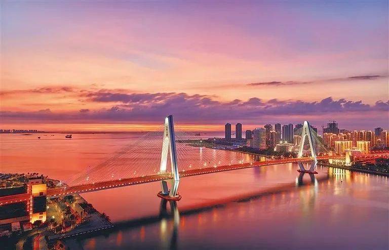 海南自贸港最新资讯,探索自然美景的旅行,寻找内心的平静