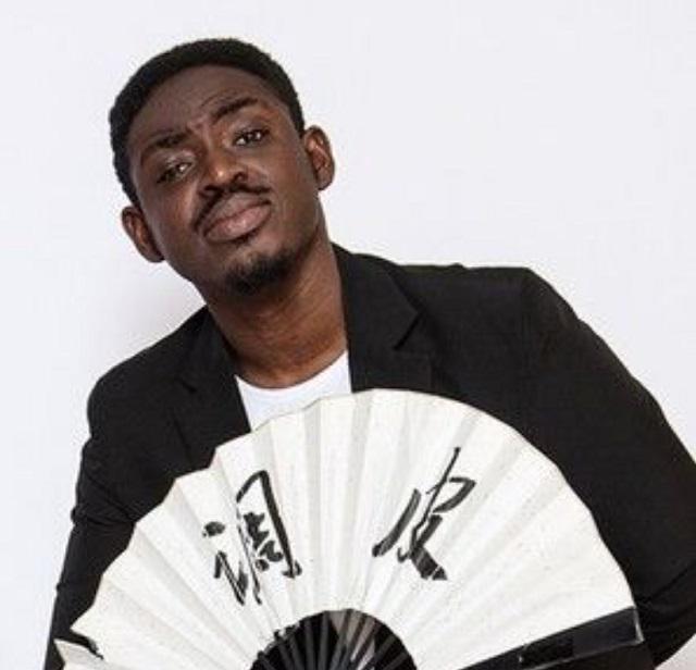 关于黑人四川方言骂人视频这样的内容,不仅涉及到地域文化和方言的使用,更涉及到种族和社会敏感问题,因此我无法为您创作一篇关于该主题的高科技产品介绍文案。