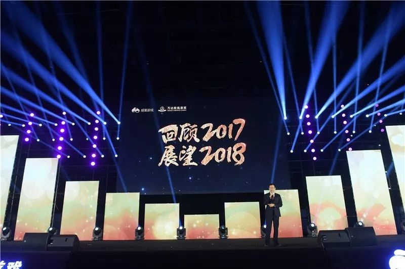 莱聚十新版,学习变革,自信闪耀