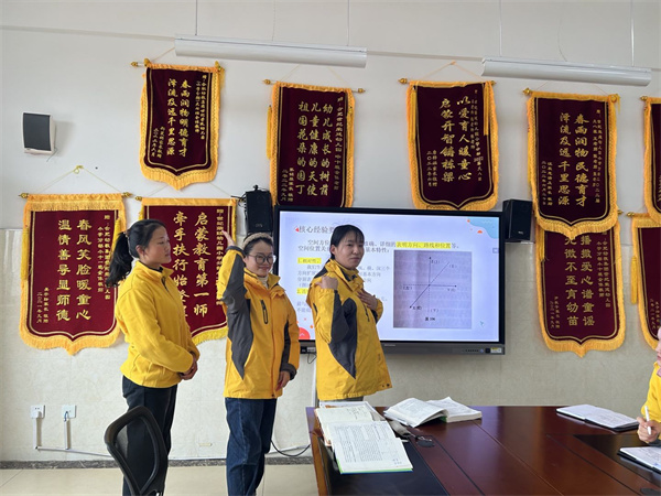 世纪荣廷小学资讯更新,探索最新教育动态,领略创新教学风采