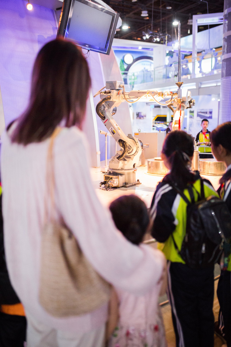 丝宝最新视频,一段温馨日常的友情之旅