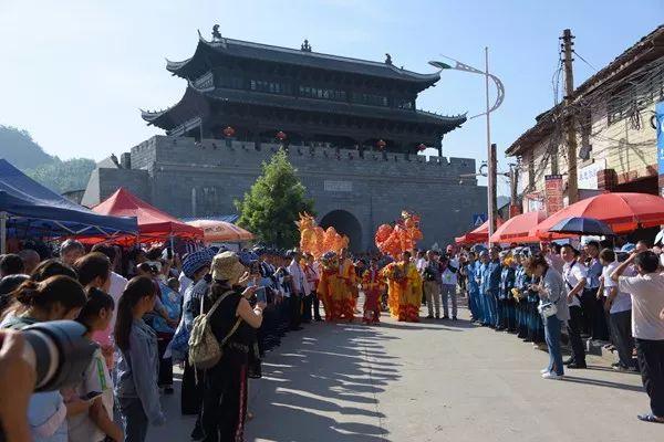 内蒙古唢呐二闺女新版,吹响日常的欢乐与温情