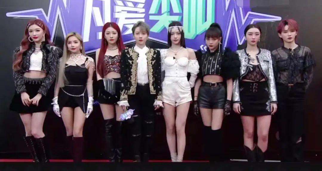 秦岚,荧屏上的璀璨之星