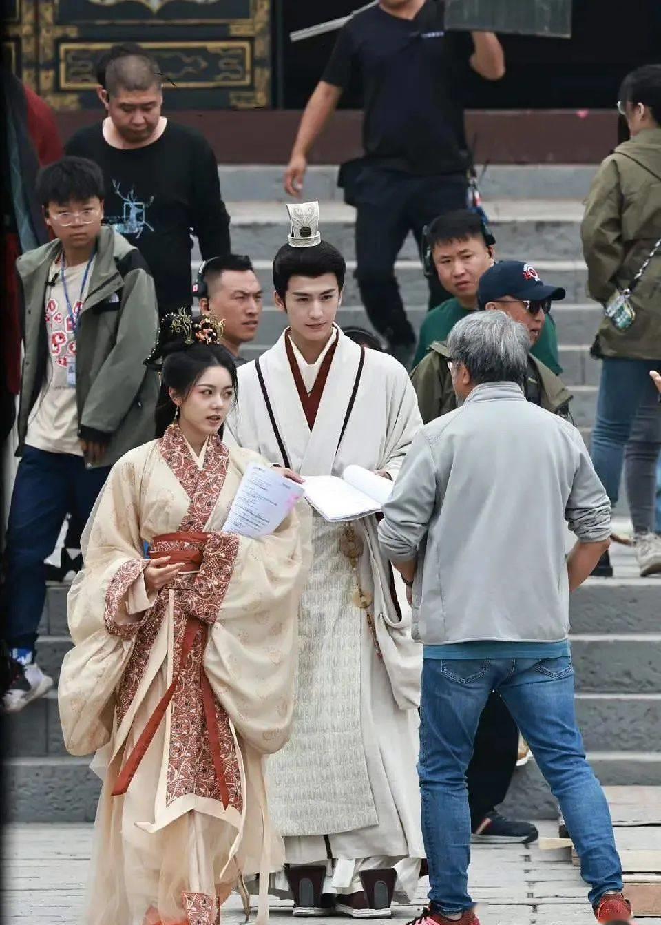 演员学校在哪里?寻找小巷中的宝藏——一所隐藏的表演艺术殿堂