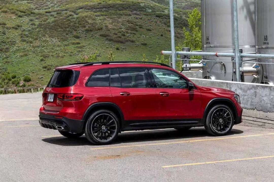 重磅推荐全新7座SUV震撼上市,豪华与实用的完美结合!