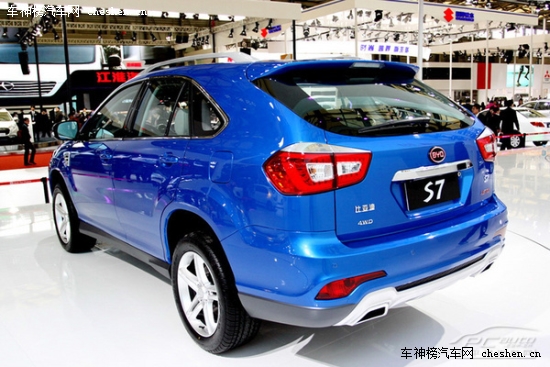 重磅消息比亚迪S7四驱即将震撼上市!准备好迎接全新四驱体验了吗?