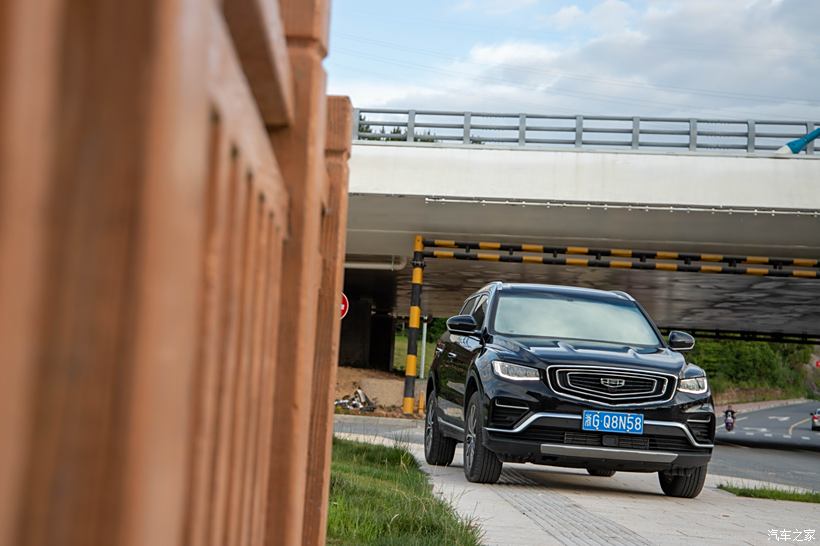 博越最新评测,一路同行,温馨之旅