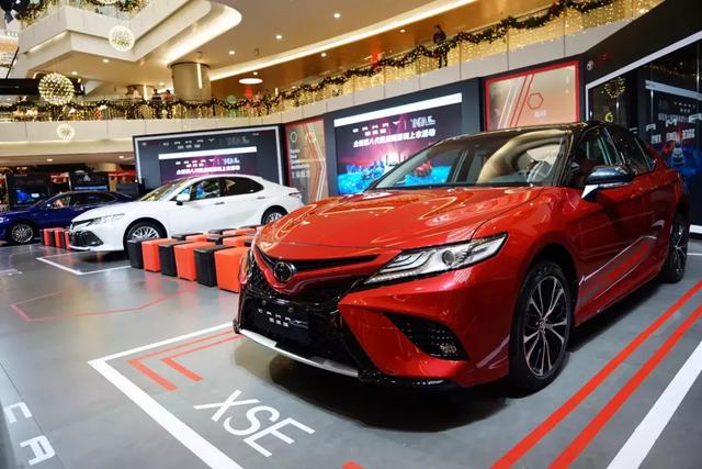 第八代凯美瑞上市时间,时代标杆的崭新篇章