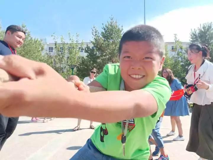 拔河比赛开场白,绳上的力量与人生的课堂