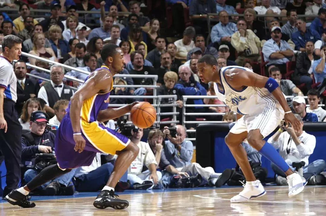 湖人最新比赛直播,热血战场,不容错过的精彩瞬间