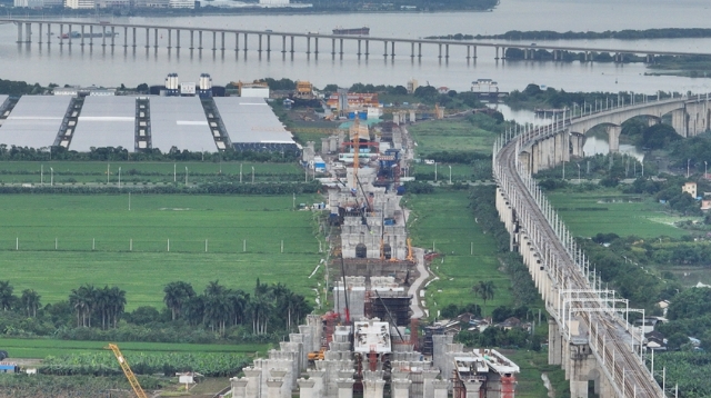 南沙铁路动态,进展与挑战的多元视角