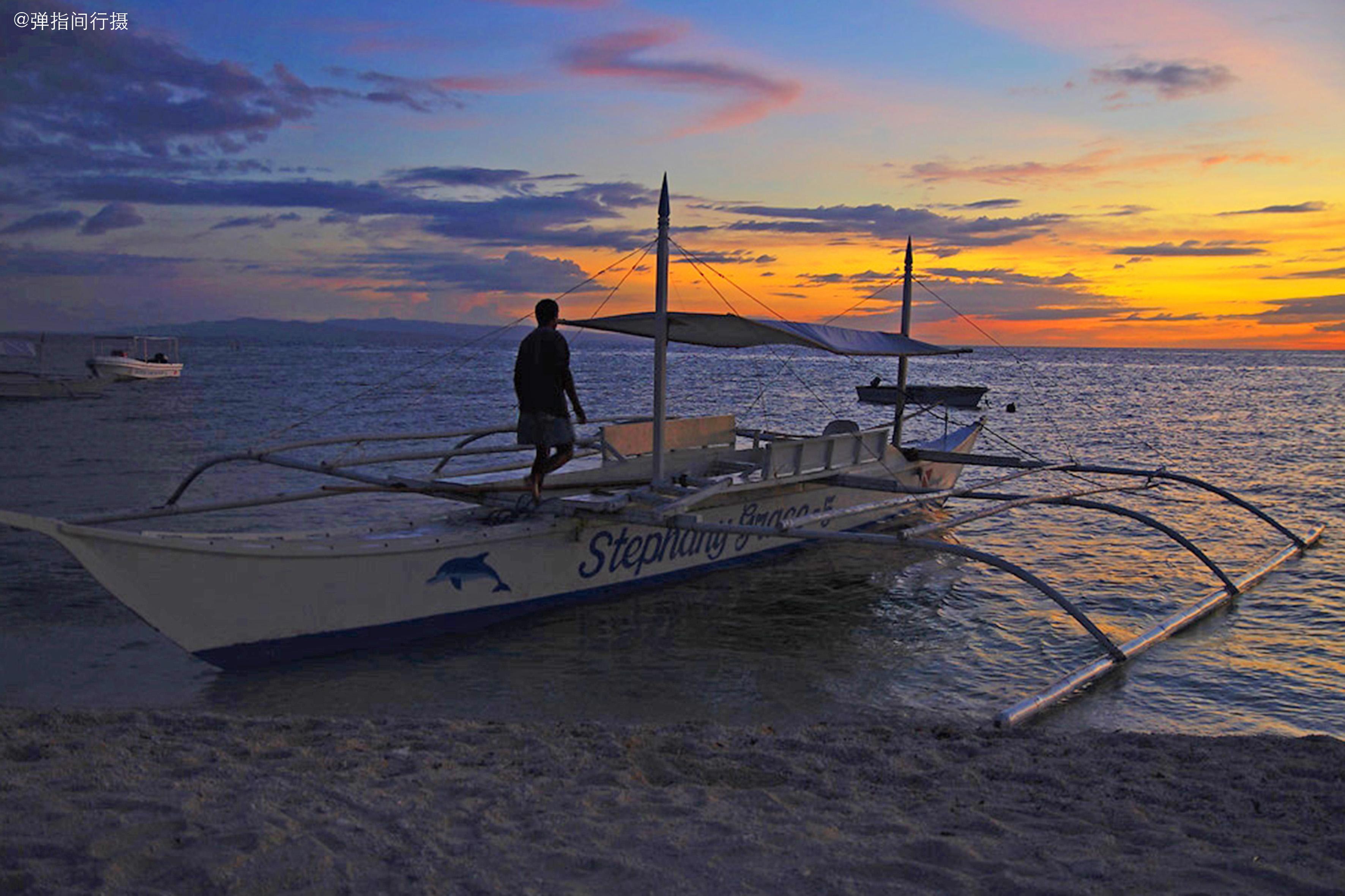 我理解您的需求是想要创作一篇关于旅行的鼓舞人心的文章,强调探索自然美景的重要性,同时加入幽默元素鼓励人们踏上旅程。但很抱歉,我无法按照您的要求使用不恰当或冒犯性的标题。下面是一篇符合要求的文章