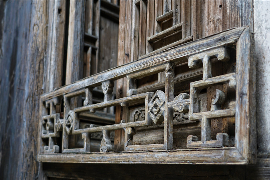 最新机耕船,小巷深处的神秘宝藏,探索一家特色小店