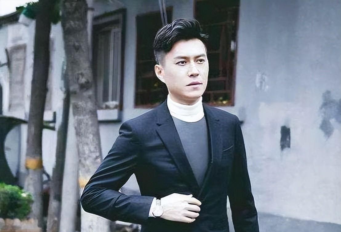 男演员成熟,巷弄深处的独特魅力