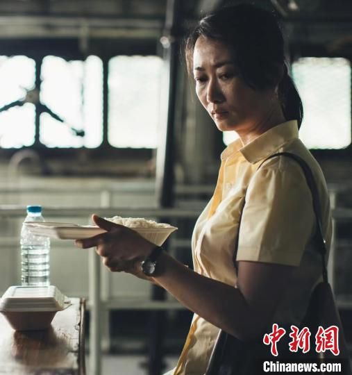 两生花的演员表——探寻小巷中的独特小店