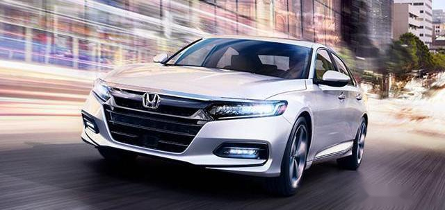 雅阁最新——不断进化的步伐,赋予我们自信与力量