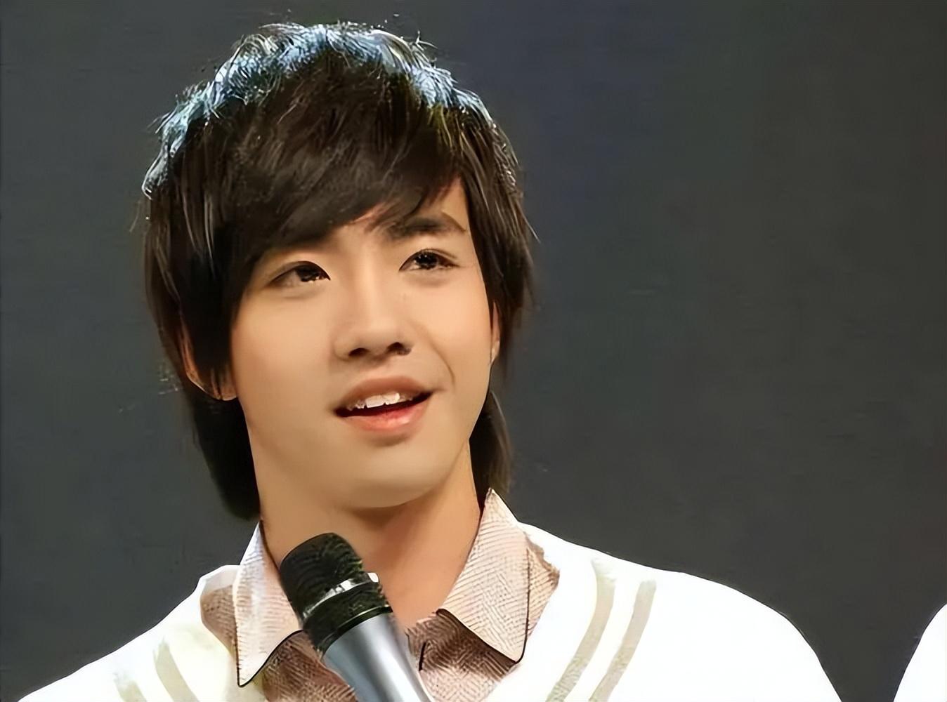 被烧伤的明星,逆境中的光芒,自信与成就的力量