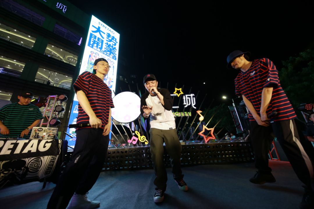 最新街唱,点燃城市音乐激情!