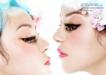 最新烫睫毛技术,时尚之选,美丽新篇章