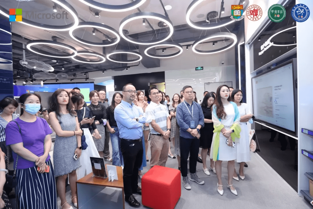 最新授乳电影,科技重塑生活,前沿体验引领潮流