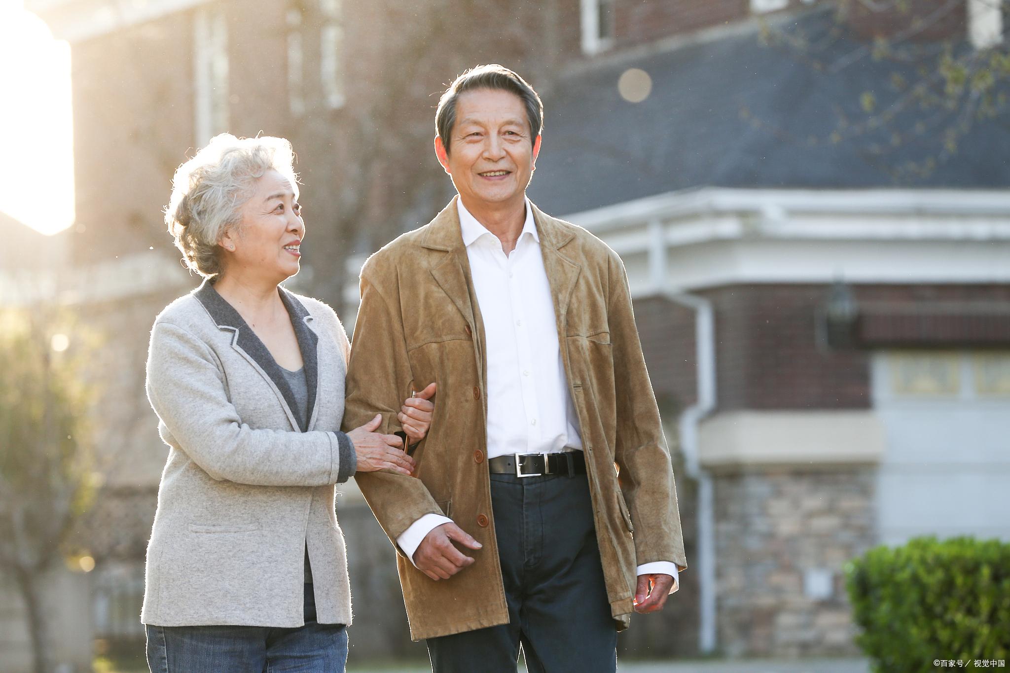 最新空姐的日常趣事与友情纽带