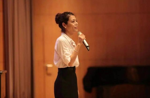 陈果的最新视频演讲,陈果的最新视频演讲,与自然的亲密接触,寻找内心的平和之旅